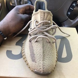 Yeezy boost 350 “Earth”